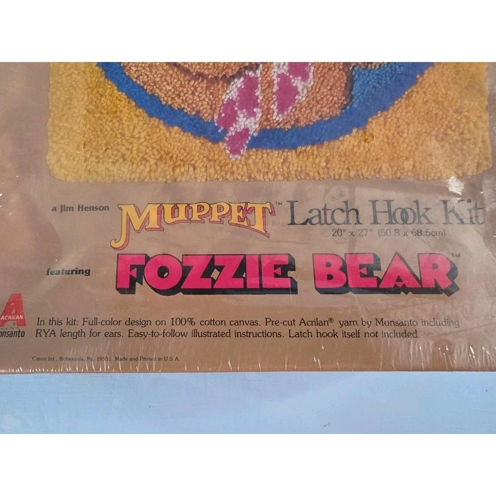 Vintage The Muppets Show Fozzie Bear Latch Hook Carpet Framed Wall Hanging 20x27